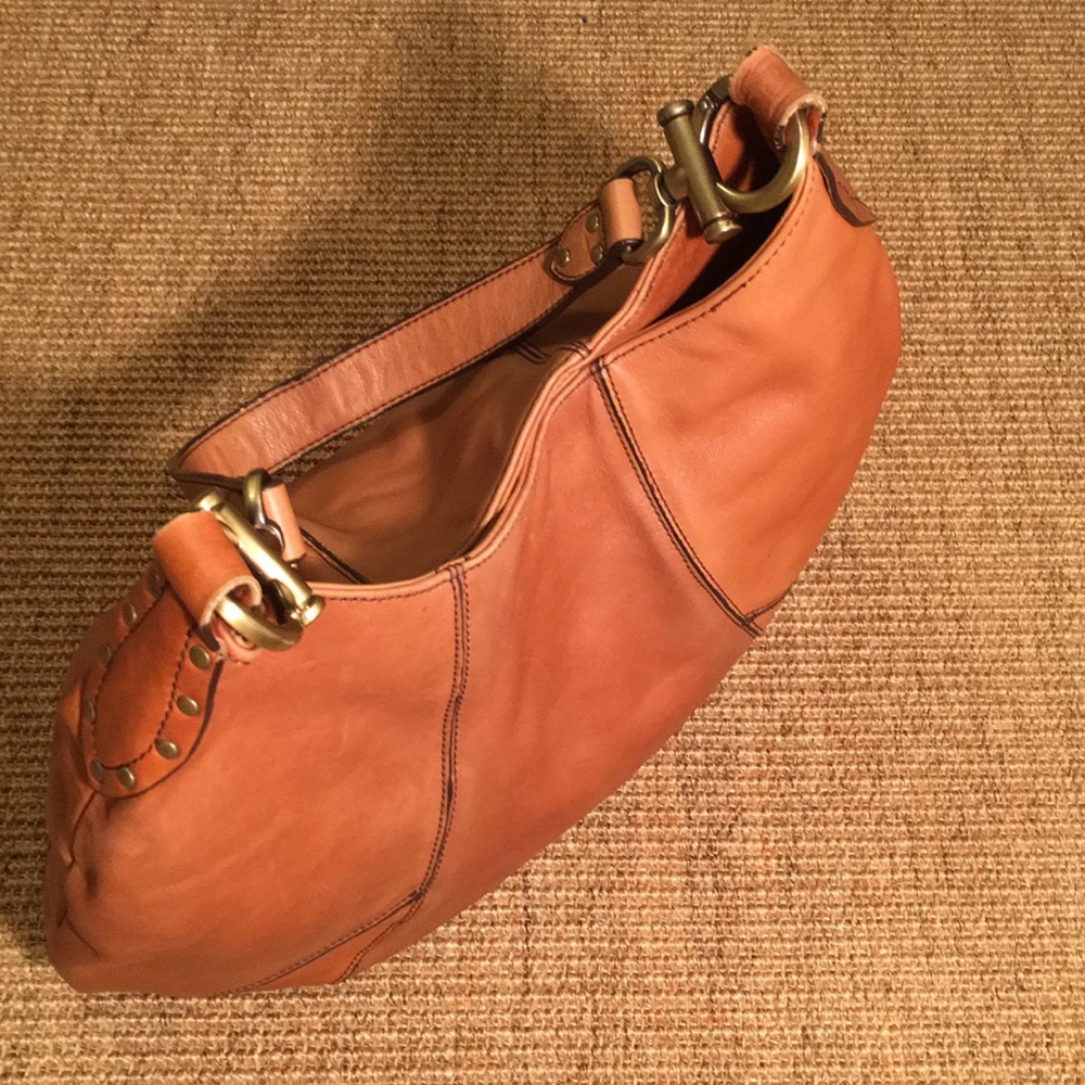 Lucé leather shoulder/hobo handbag caramel brown - Picture 4 of 16